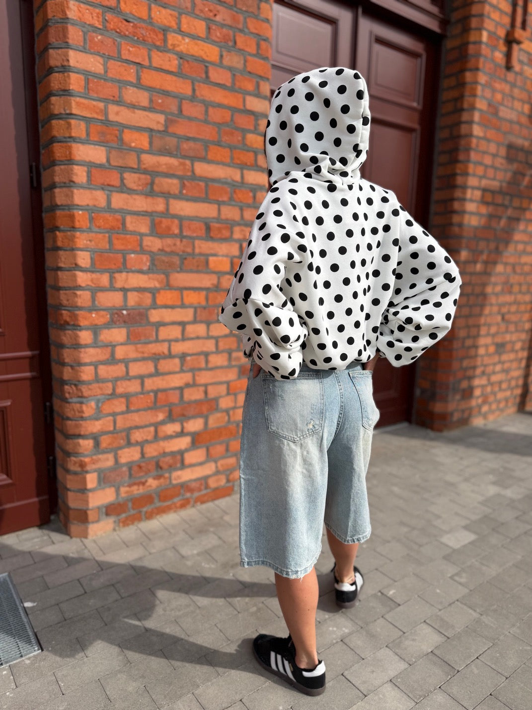 Bluza grochy kropki z kapturem 100 procent bawełna