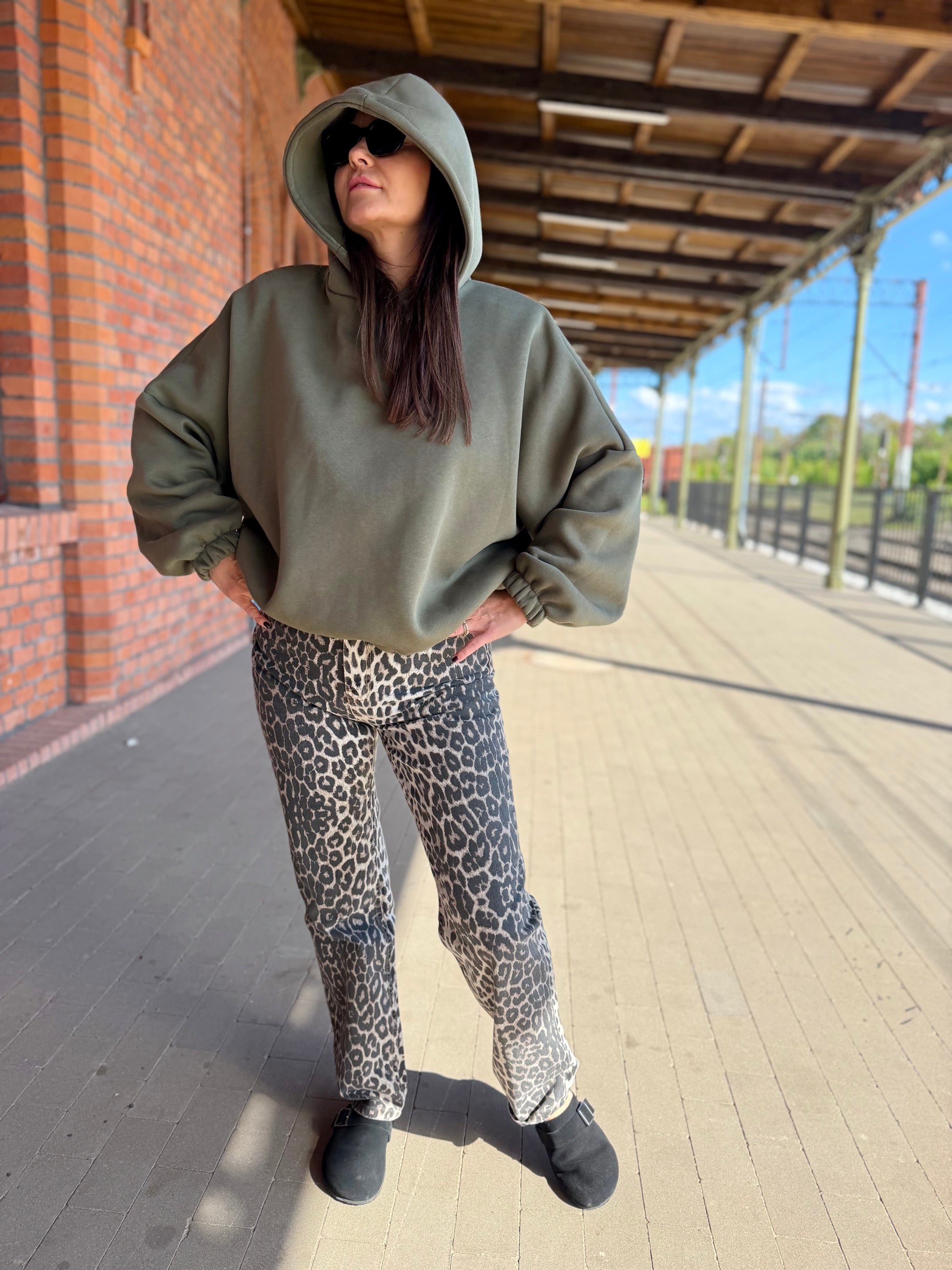 BLUZA OCIEPLANA APOLONIA Z KAPTUREM bawełniana kolor khaki