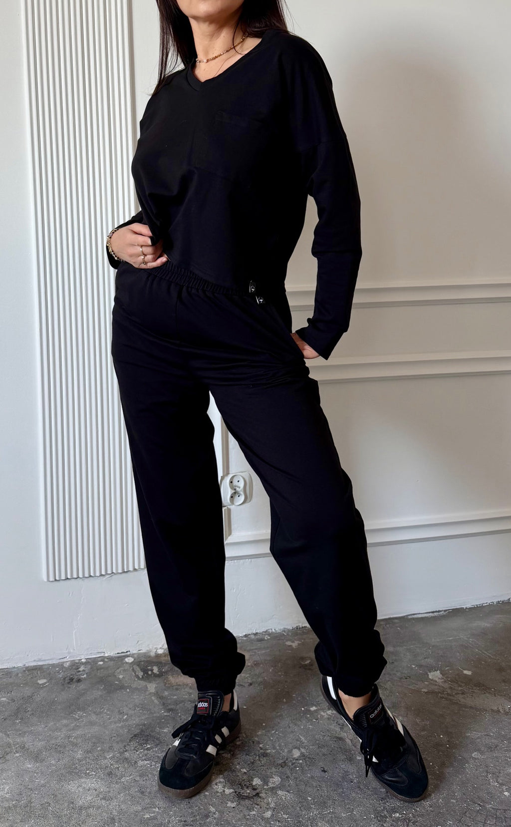Dres OMIRA czarny 100% bawełny
